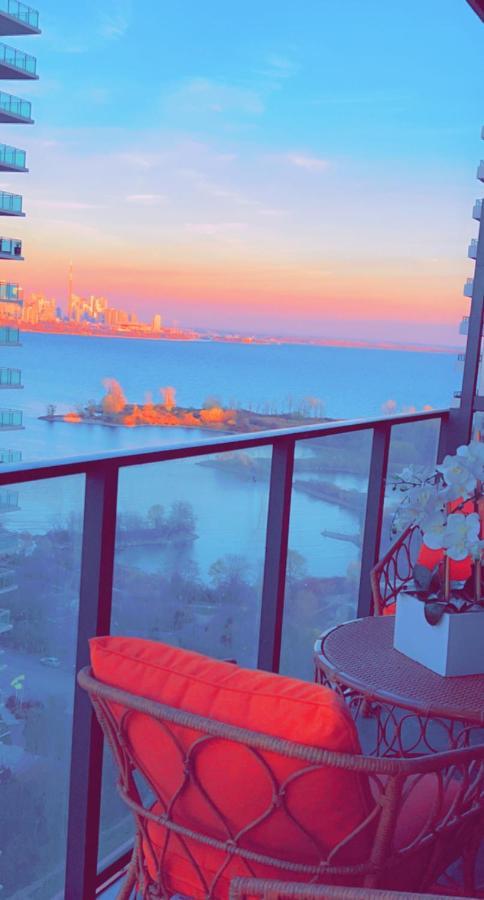 Luxury 2 Bedroom Condo Toronto Eksteriør billede