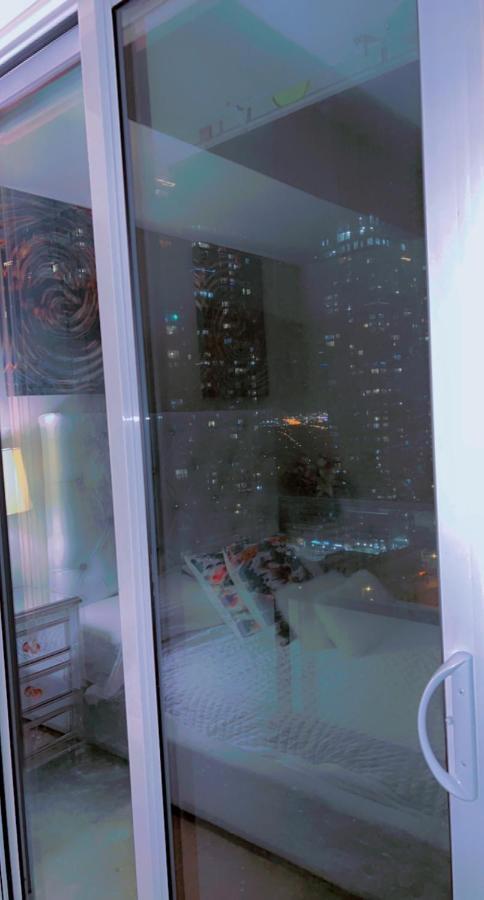 Luxury 2 Bedroom Condo Toronto Eksteriør billede